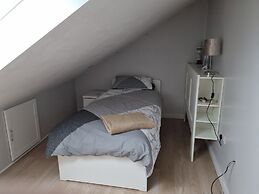 Boathouse, Easington Just Minutes From the sea