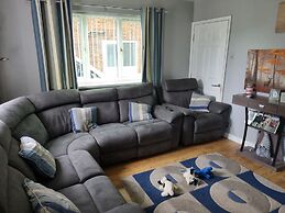 Boathouse, Easington Just Minutes From the sea