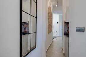 Luxury Apartments In Málaga by Seric