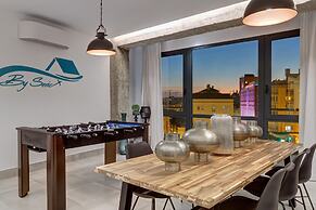 Luxury Apartments In Málaga by Seric