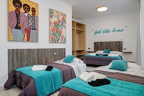 Luxury Apartments In Málaga by Seric