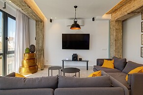 Luxury Apartments In Málaga by Seric