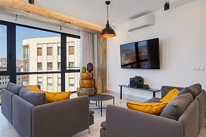 Luxury Apartments In Málaga by Seric