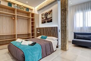 Luxury Apartments In Málaga by Seric