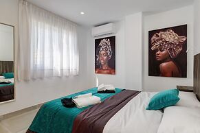 Luxury Apartments In Málaga by Seric