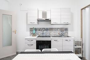 Bari Station Classic Apartment by Wonderful Italy