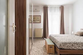 Bari Station Classic Apartment by Wonderful Italy