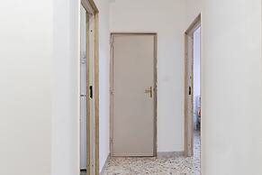 Bari Station Classic Apartment by Wonderful Italy