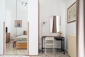 Bari Station Classic Apartment by Wonderful Italy