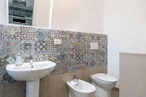 Bari Station Classic Apartment by Wonderful Italy