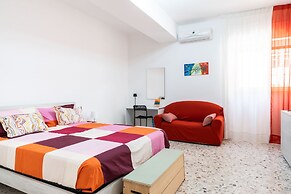 Bari Station Classic Apartment by Wonderful Italy