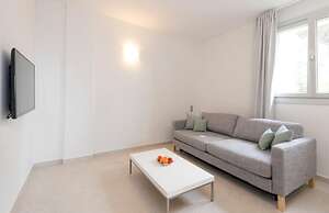 White Orchid Brassia