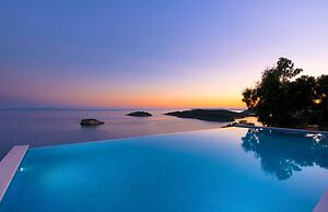 White Orchid Jumellea