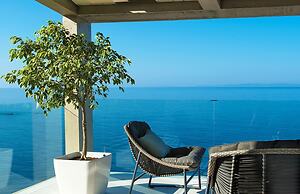 White Orchid Luisia in Vola