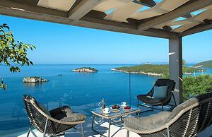 White Orchid Luisia in Vola