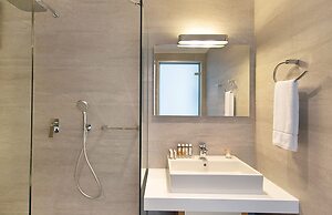 White Orchid Arundina