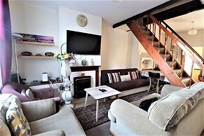 Wembley - Spacious House 3bed House