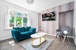 Birmingham Blissful Retreat - 3 Bed House