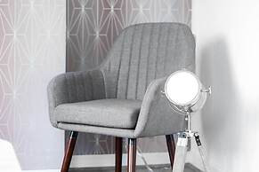 Birmingham Blissful Retreat - 3 Bed House