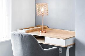 Birmingham Blissful Retreat - 3 Bed House