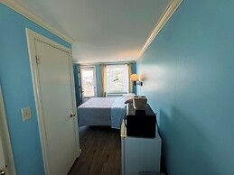 Mari-Anne Motel