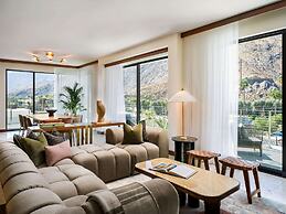 Thompson Palm Springs, by Hyatt