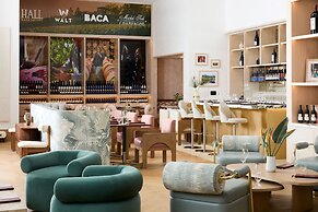 Thompson Palm Springs, by Hyatt