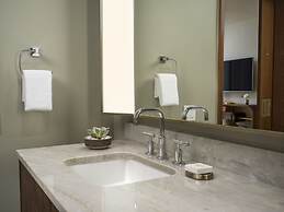 Thompson Palm Springs, by Hyatt