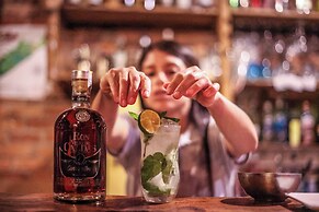 Hotel Casa Tarza San Agustín