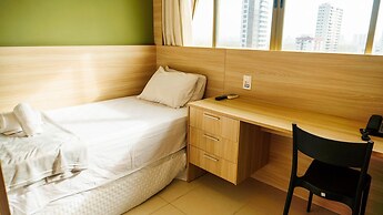 Flats at Beach Class Convention by Yolo