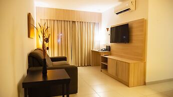 Flats at Beach Class Convention by Yolo