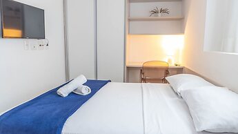 Flats at Beach Class Convention by Yolo