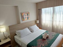 Flats at Beach Class Convention by Yolo