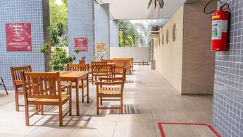 Flats at Beach Class Convention by Yolo