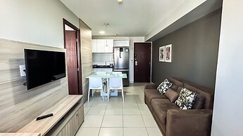 Flats at Beach Class Convention by Yolo