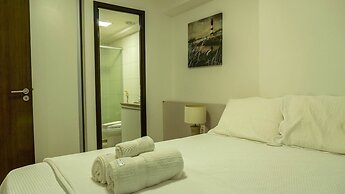 Flats at Beach Class Convention by Yolo