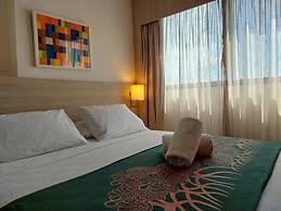 Flats at Beach Class Convention by Yolo