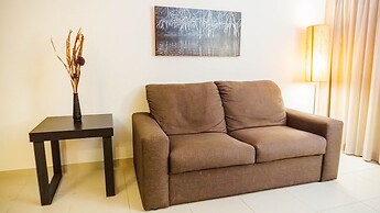 Flats at Beach Class Convention by Yolo