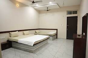 Navkar Palace Hotel & Resort