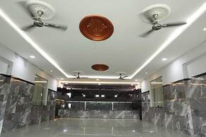 Navkar Palace Hotel & Resort