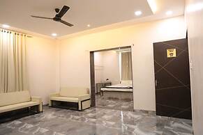 Navkar Palace Hotel & Resort