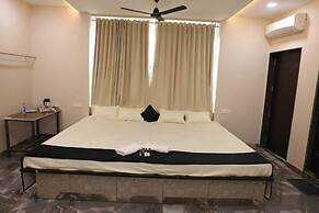 Navkar Palace Hotel & Resort