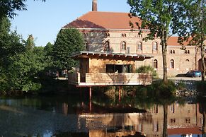 TinyHousebeiDresden2 - Luxus im Teich