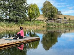 TinyHousebeiDresden2 - Luxus im Teich