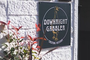 Downright Gabbler
