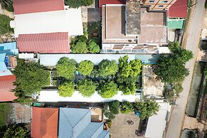 Tunnel Urban Retreat