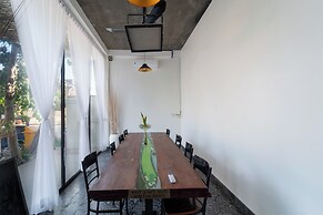 Tunnel Urban Retreat