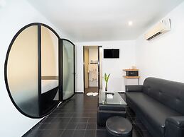 Tunnel Urban Retreat