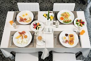 Tunnel Urban Retreat