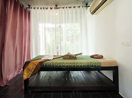 Tunnel Urban Retreat